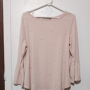 VALERIE STEVENS Elegant Pearl-Embellished Blush Top w/Bell SLEEVES